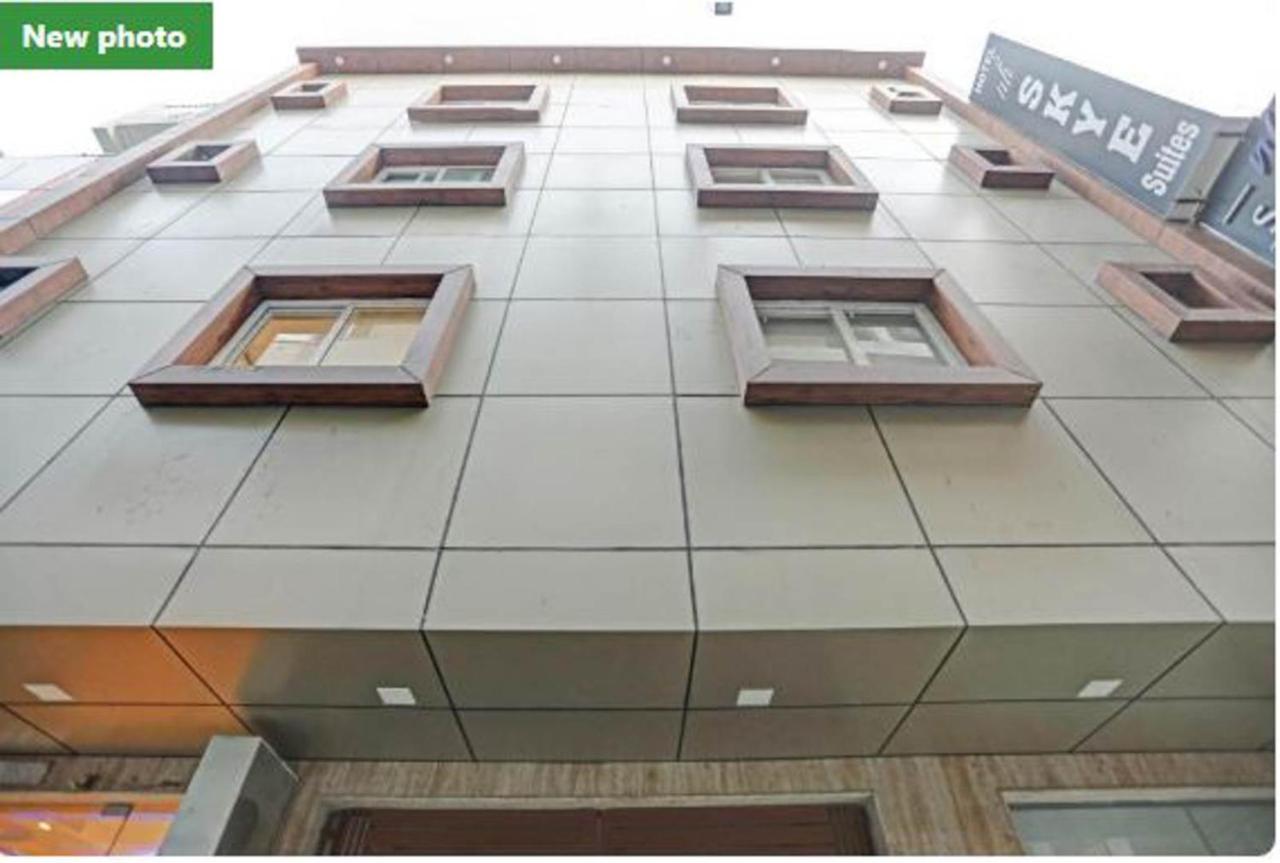 Wowstops-Clark Near Delhi Airport Hotel New Delhi Bagian luar foto